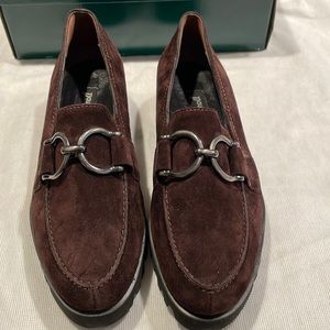 Brand new Paul green suede loafers
